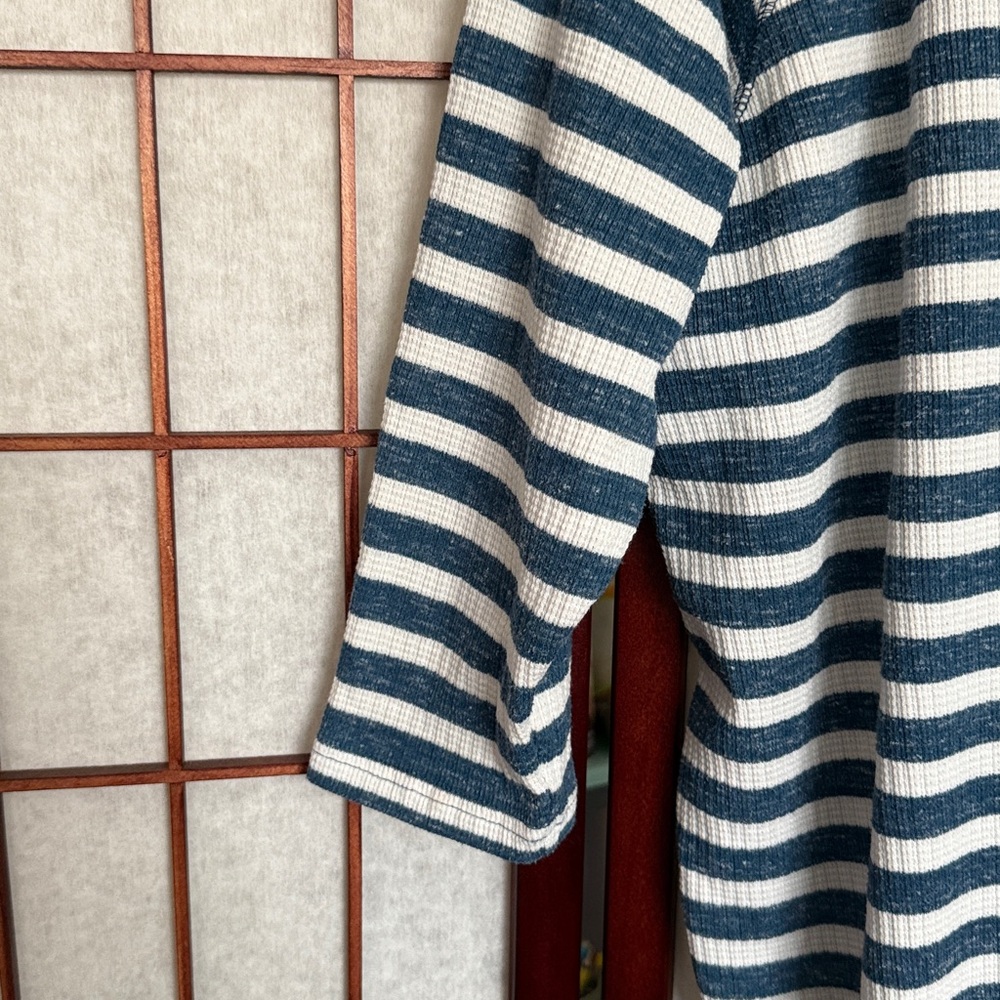 Chaps Blue & White Striped Top, size L - Picture 4 of 7